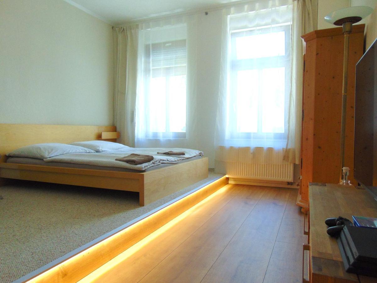 Apartment Clara Chemnitz Bagian luar foto